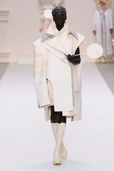 Look 24